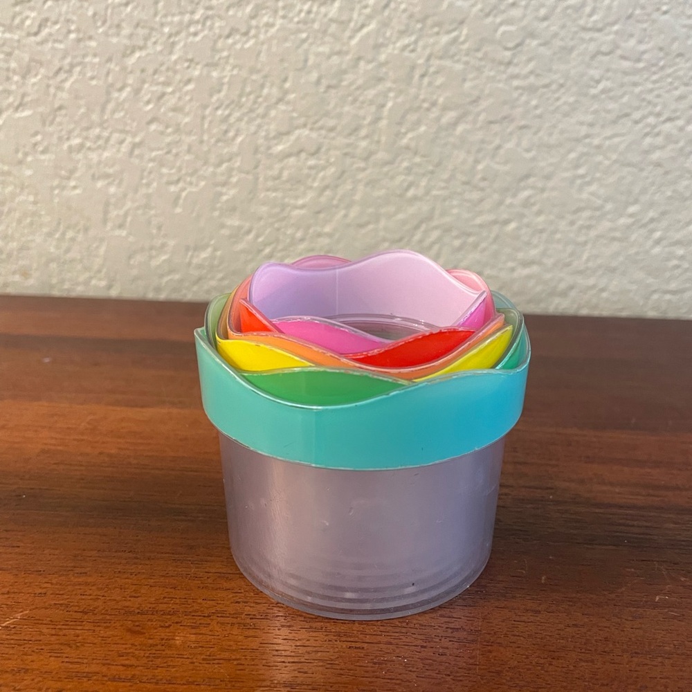 Lovevery nesting/stacking cups